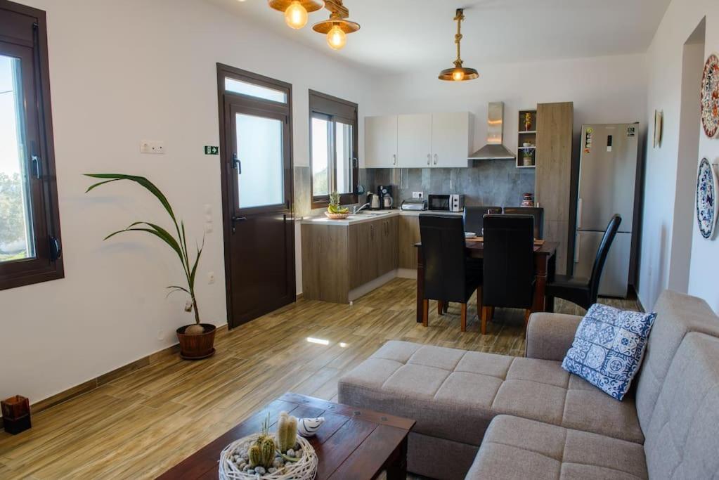 Blue Bay , First Floor